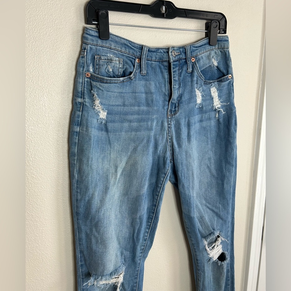 Wild Fable Distressed Raw Hem High Wasit Denim Jeans Size 8 Long - Picture 2 of 5